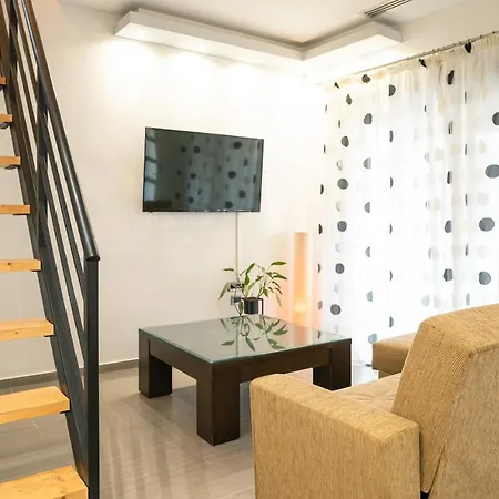 Nefele Maisonette Near Centre * הרקליון